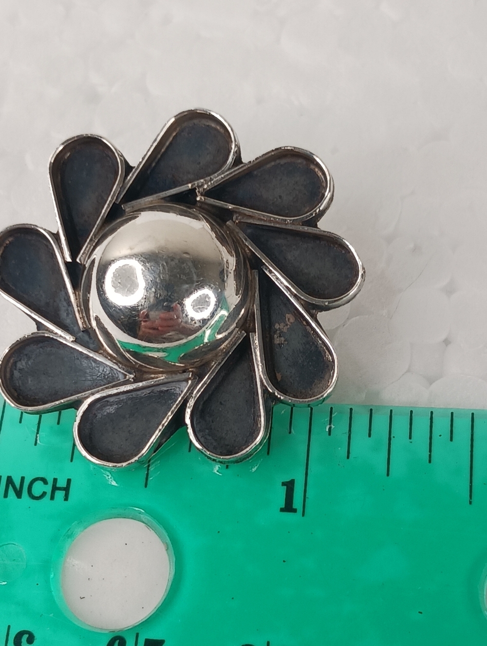 Earrings Clip Vintage Oxidized 925 Mexico Flower Domed Center Stamp TM 48 Taxco - Picture 9 of 12